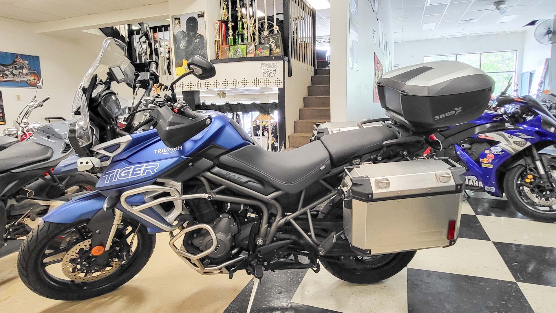  2018 Triumph Tiger 800 XRT